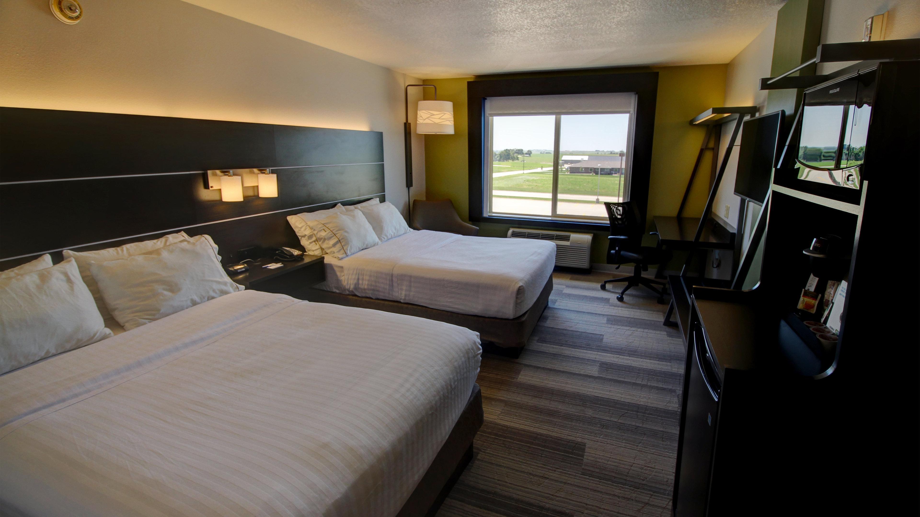 Holiday Inn Express & Suites Sioux Center By Ihg Buitenkant foto