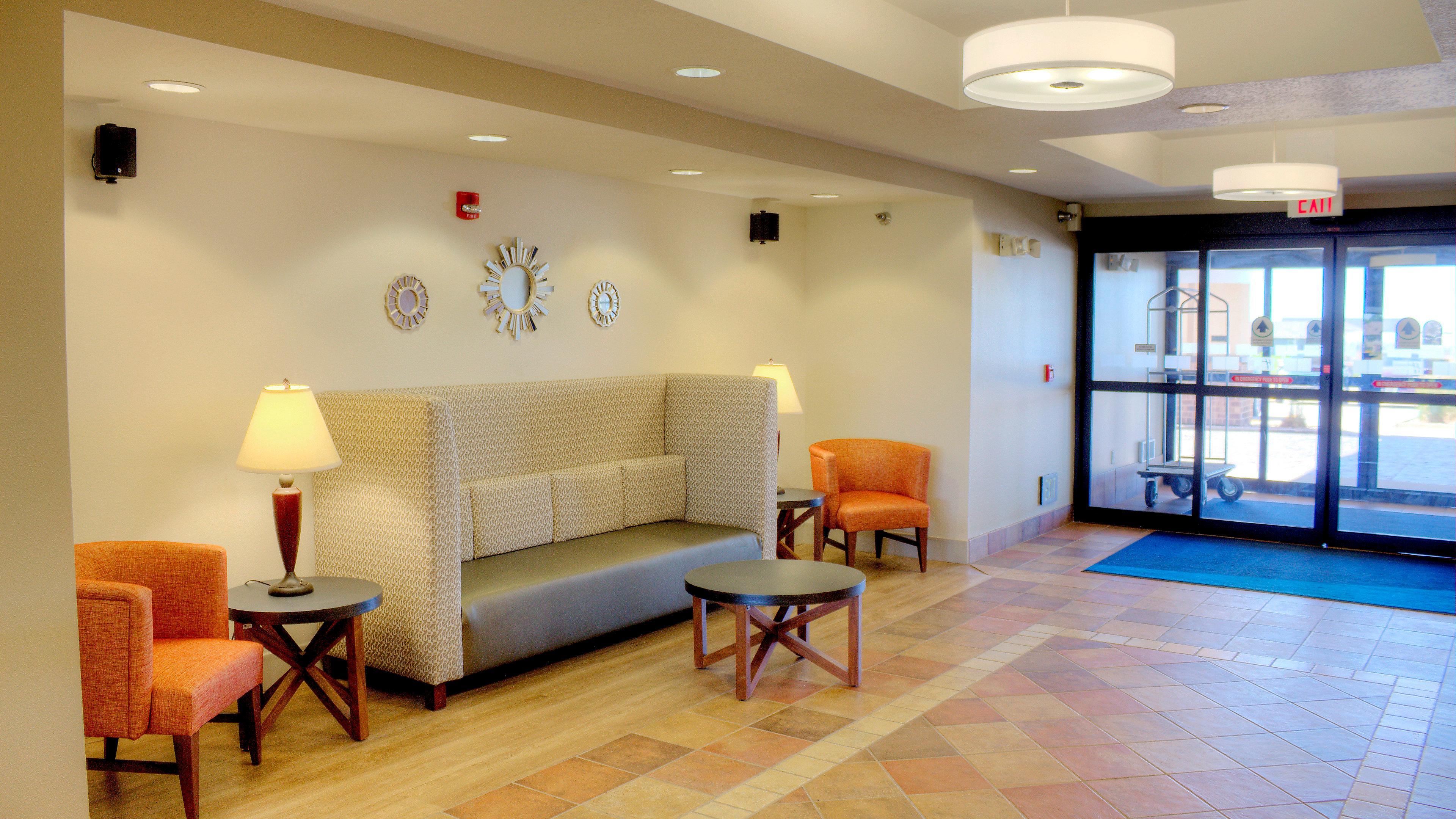 Holiday Inn Express & Suites Sioux Center By Ihg Buitenkant foto