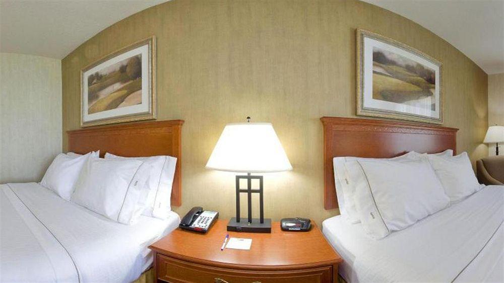 Holiday Inn Express & Suites Sioux Center By Ihg Buitenkant foto