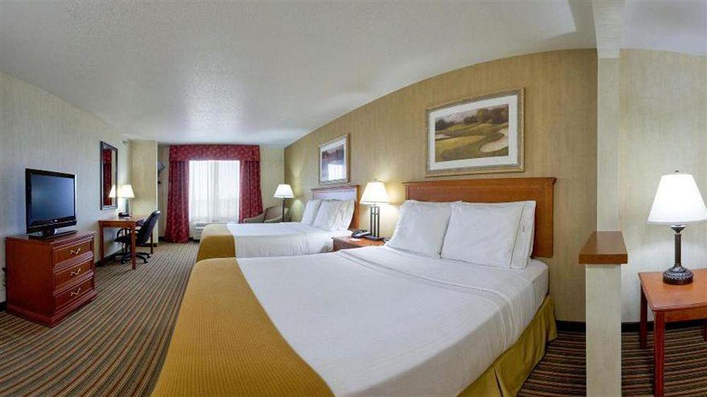 Holiday Inn Express & Suites Sioux Center By Ihg Buitenkant foto
